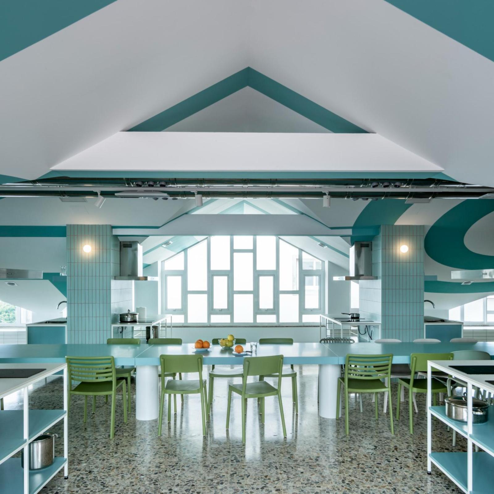 Loop Inn Hostel ซานติอาโก เด กอมโปสเตลา ภายนอก รูปภาพ
