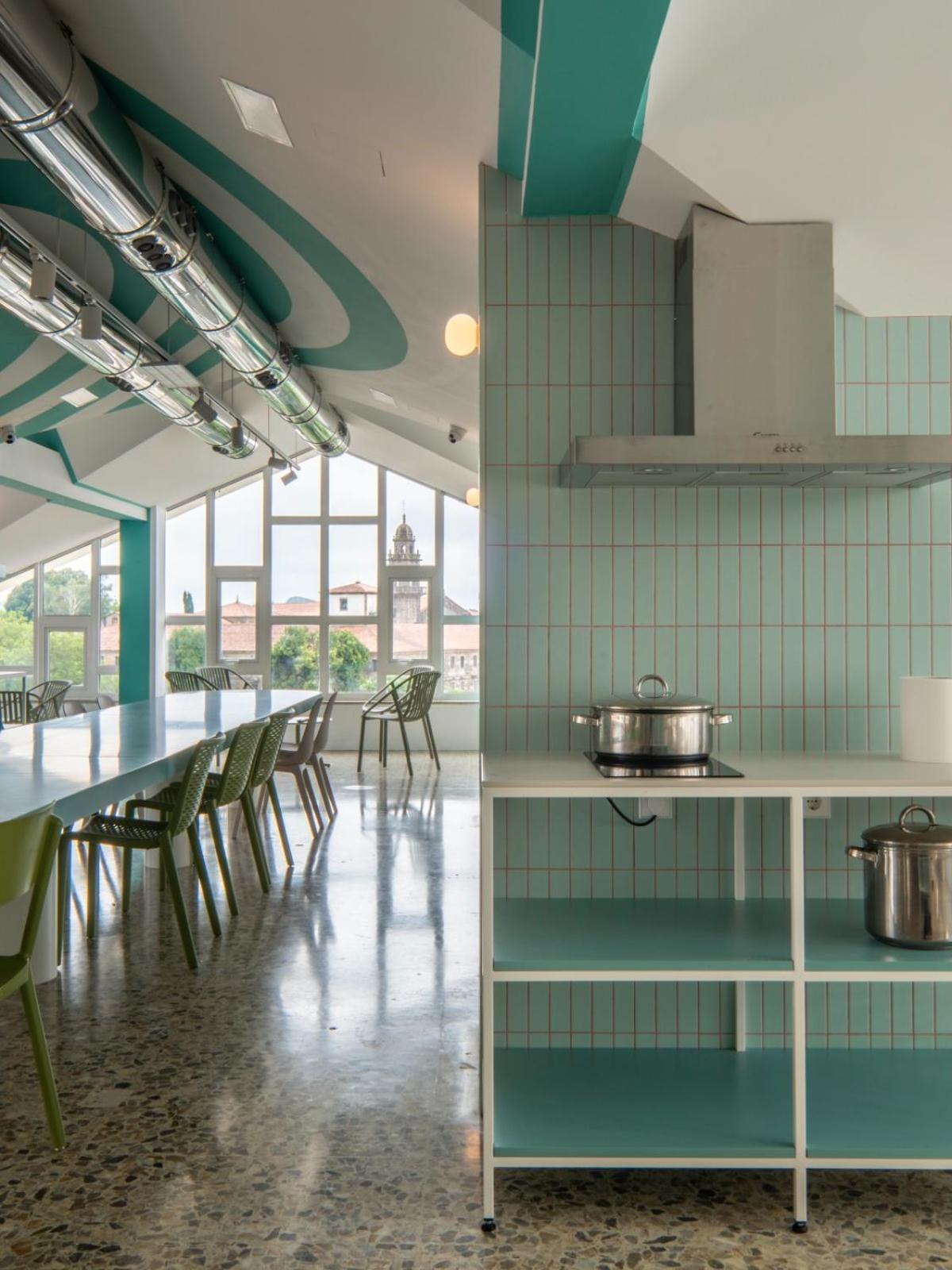 Loop Inn Hostel ซานติอาโก เด กอมโปสเตลา ภายนอก รูปภาพ