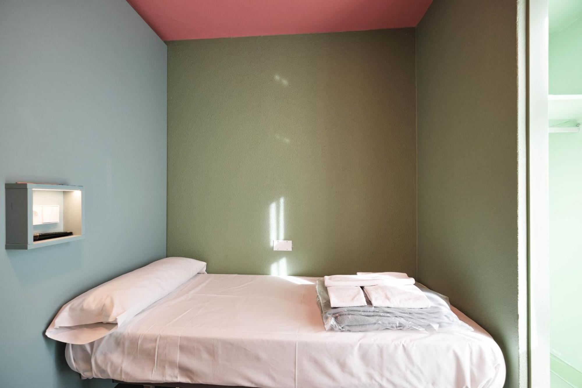 Loop Inn Hostel ซานติอาโก เด กอมโปสเตลา ภายนอก รูปภาพ