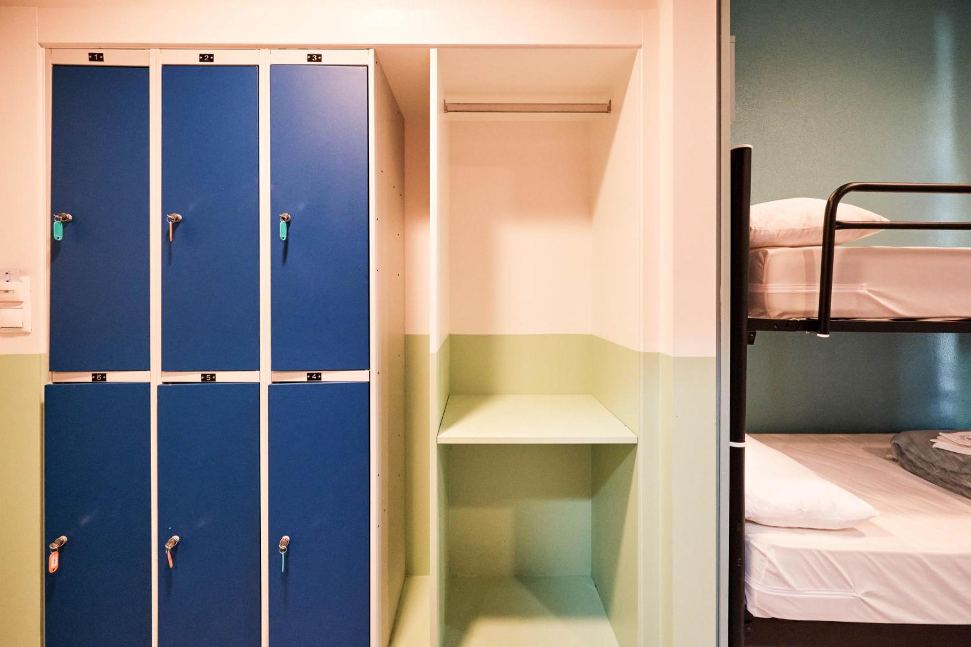 Loop Inn Hostel ซานติอาโก เด กอมโปสเตลา ภายนอก รูปภาพ